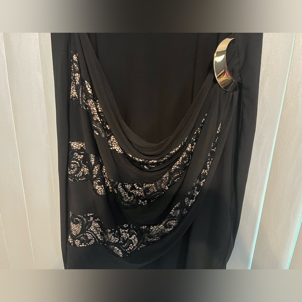 Elegant Women's Dress - Picture 5 of 9